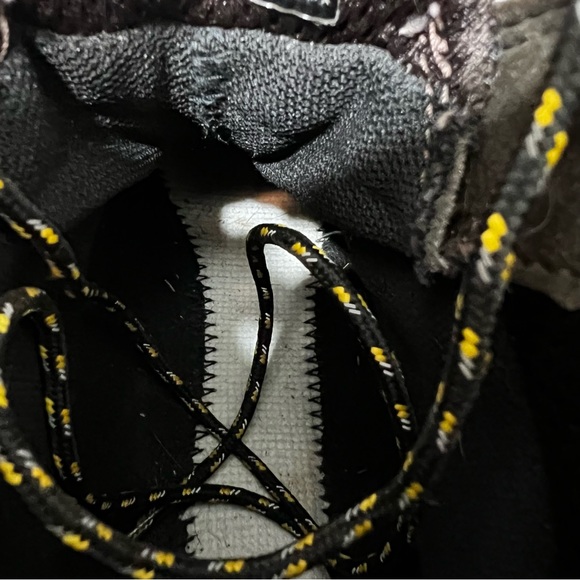 WOLVERINE 1-90 EPX Waterproof Oil & Slip Resistant Boots Missing Insole - Picture 6 of 11